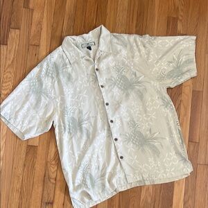 Tommy Bahama Shirt Mens XL Blue Floral Silk Button Up Camp Short Sleeve Vacation